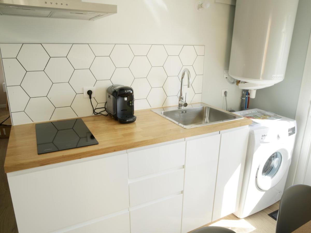 T2 - 28M2 Avec Cour Et Stationnement, Wifi Et Linge Fournis Appartement Angoulême Buitenkant foto